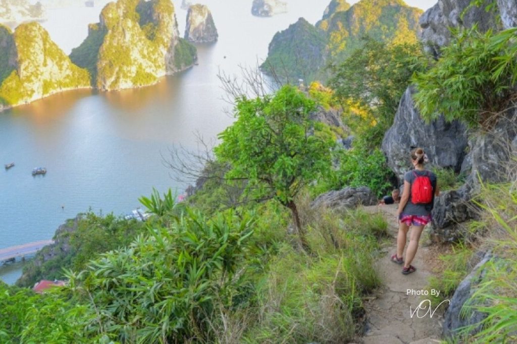 Hiking in Halong Bay