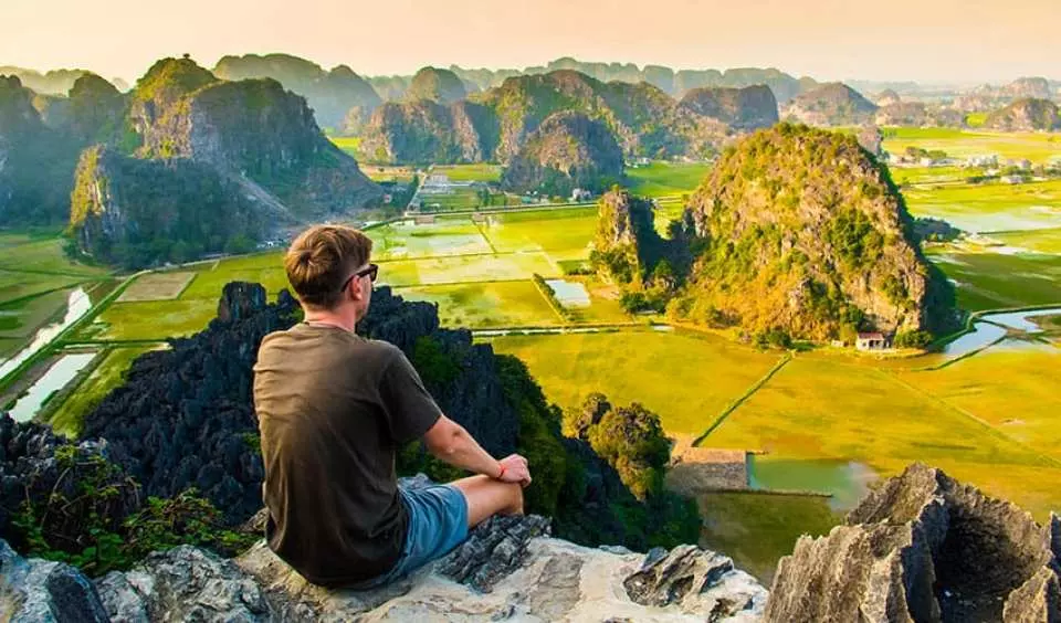 ninh binh tours,ninh binh tours vietnam,ninh binh tours by locals,ninh binh boat tours,ninh binh tours hanoi,ninh binh tours from hanoi,best ninh binh tours from hanoi
