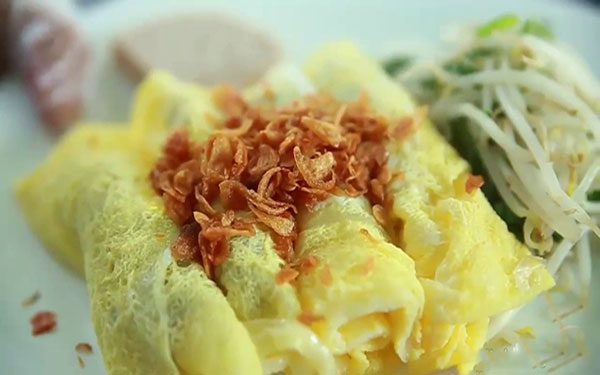 bánh cuốn trứng