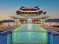 4-Season Infinity Pool