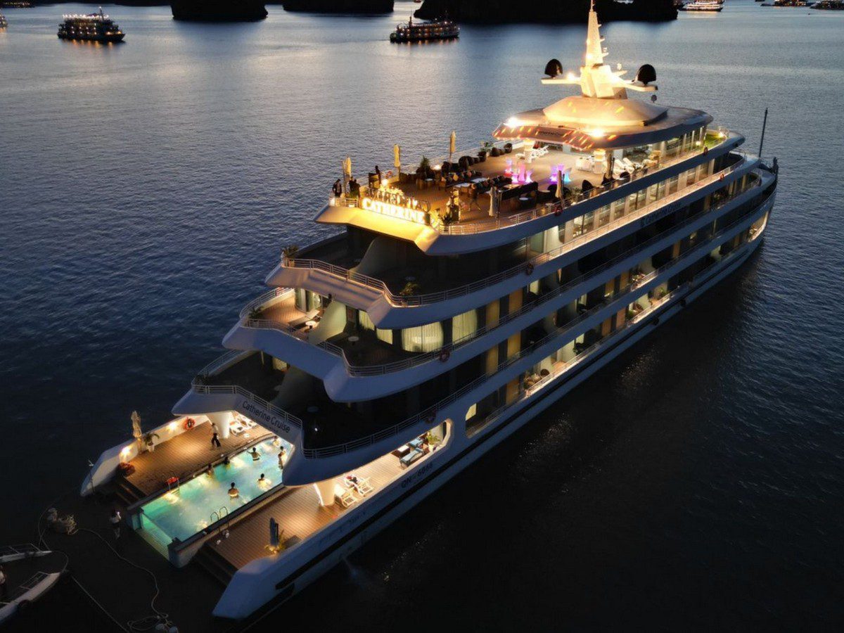 catherine cruise photos
