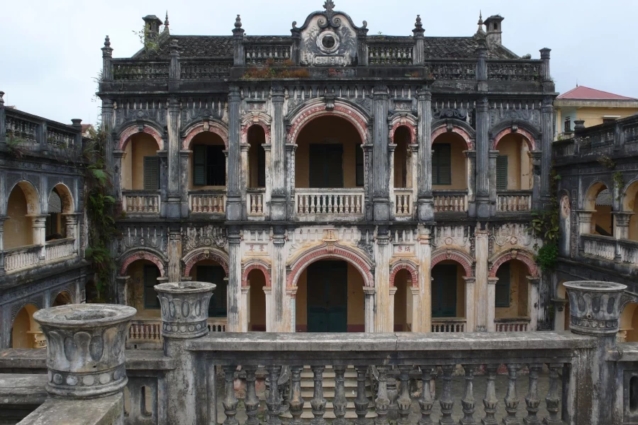 hmong kings palace