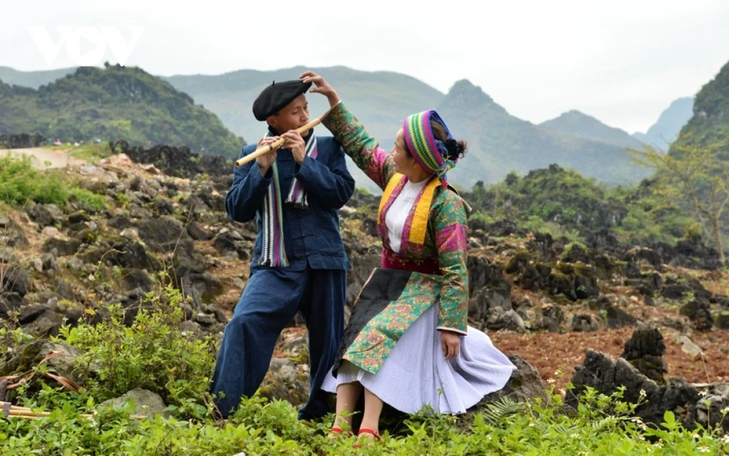 khau vai love market festival 2