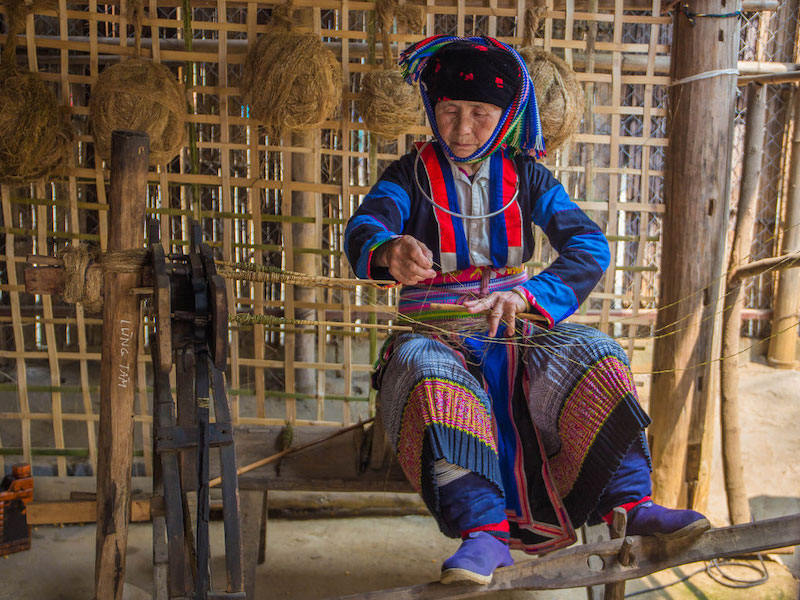 Lung Tam Linen Weaving Village