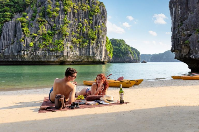 ba trai dao islet 3