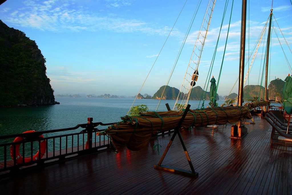 Accommodation options in ha long bay halong viet nam