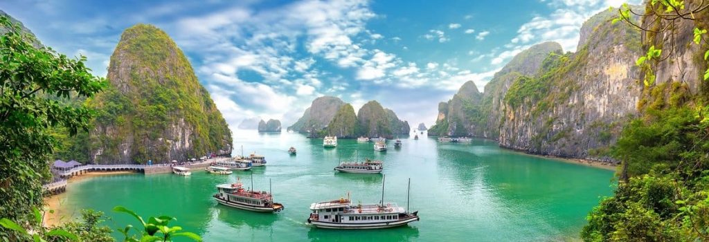 Comparing day trips vs. overnight stays halong bay viet nam