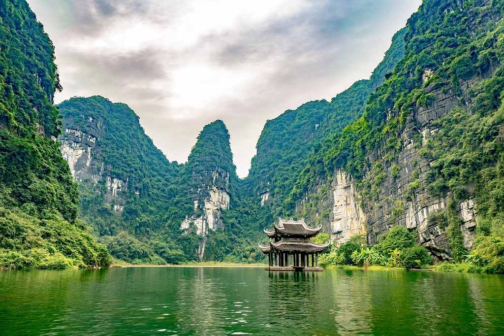 trang an scenic landscape complex