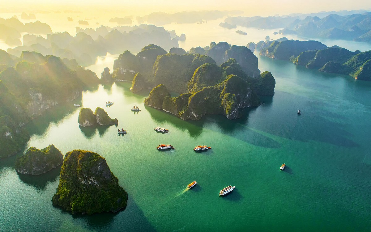 Travel tips for Bai Tu Long Bay